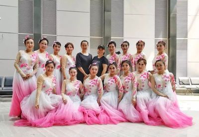 秋染中国赏西安丨白鹿原影视城中秋名家荟萃，好戏连台话家风